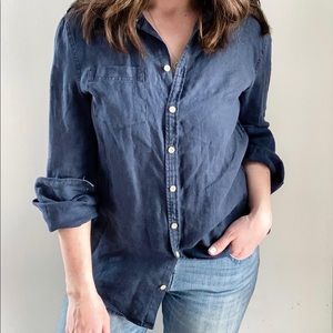 Banana Republic 100% linen button down. Size S.